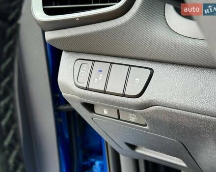 Синій Хендай Ioniq, об'ємом двигуна 1.58 л та пробігом 177 тис. км за 12990 $, фото 34 на Automoto.ua