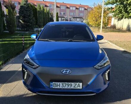 Синій Хендай Ioniq, об'ємом двигуна 0 л та пробігом 120 тис. км за 11800 $, фото 5 на Automoto.ua