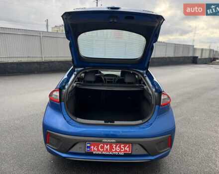 Синий Хендай Ioniq, объемом двигателя 0 л и пробегом 90 тыс. км за 13000 $, фото 4 на Automoto.ua