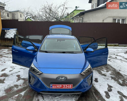 Синий Хендай Ioniq, объемом двигателя 0 л и пробегом 97 тыс. км за 10999 $, фото 23 на Automoto.ua