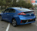 Синий Хендай Ioniq, объемом двигателя 1.6 л и пробегом 199 тыс. км за 12400 $, фото 14 на Automoto.ua