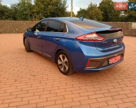 Синий Хендай Ioniq, объемом двигателя 0 л и пробегом 84 тыс. км за 12950 $, фото 7 на Automoto.ua