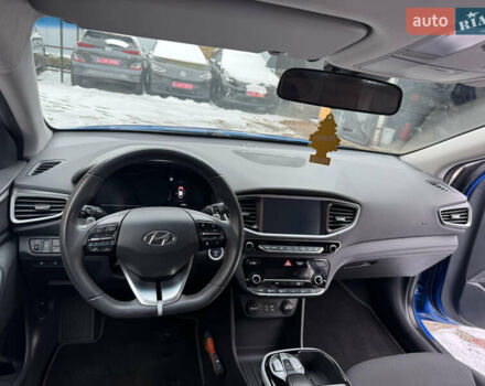 Синій Хендай Ioniq, об'ємом двигуна 0 л та пробігом 97 тис. км за 10999 $, фото 29 на Automoto.ua