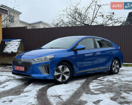 Синий Хендай Ioniq, объемом двигателя 0 л и пробегом 97 тыс. км за 10999 $, фото 48 на Automoto.ua