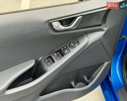 Синій Хендай Ioniq, об'ємом двигуна 1.58 л та пробігом 177 тис. км за 12990 $, фото 33 на Automoto.ua