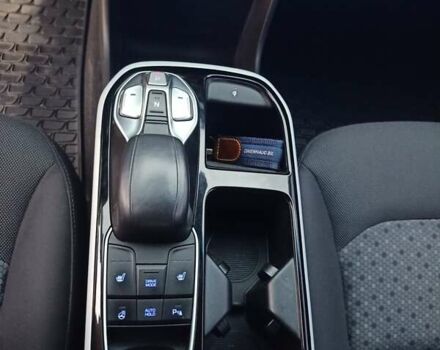 Синий Хендай Ioniq, объемом двигателя 0 л и пробегом 84 тыс. км за 12950 $, фото 42 на Automoto.ua