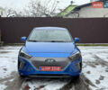 Синий Хендай Ioniq, объемом двигателя 0 л и пробегом 97 тыс. км за 10999 $, фото 2 на Automoto.ua