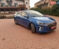 Синий Хендай Ioniq, объемом двигателя 0 л и пробегом 84 тыс. км за 12950 $, фото 5 на Automoto.ua