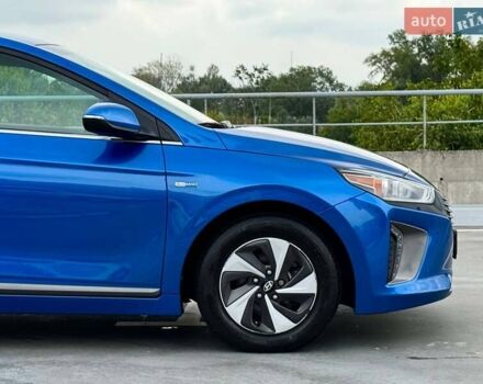 Синій Хендай Ioniq, об'ємом двигуна 1.58 л та пробігом 177 тис. км за 12990 $, фото 7 на Automoto.ua