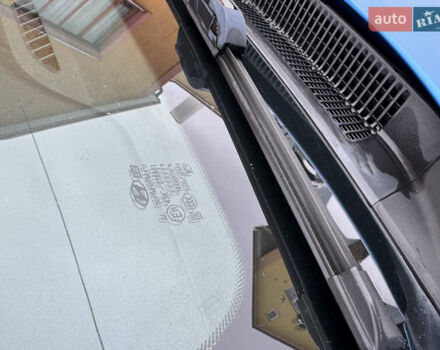 Синий Хендай Ioniq, объемом двигателя 0 л и пробегом 97 тыс. км за 10999 $, фото 20 на Automoto.ua