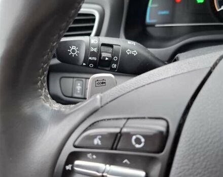 Синий Хендай Ioniq, объемом двигателя 0 л и пробегом 107 тыс. км за 11999 $, фото 16 на Automoto.ua