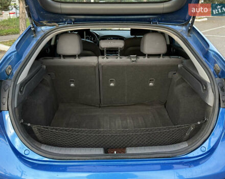 Синий Хендай Ioniq, объемом двигателя 1.6 л и пробегом 199 тыс. км за 12400 $, фото 32 на Automoto.ua