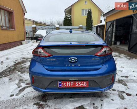 Синій Хендай Ioniq, об'ємом двигуна 0 л та пробігом 97 тис. км за 10999 $, фото 6 на Automoto.ua