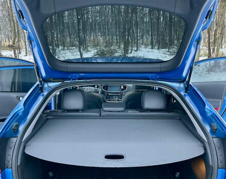 Синій Хендай Ioniq, об'ємом двигуна 0 л та пробігом 82 тис. км за 13999 $, фото 10 на Automoto.ua