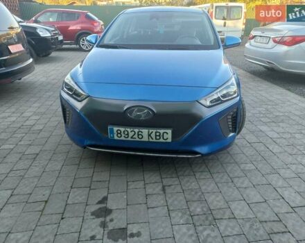Синий Хендай Ioniq, объемом двигателя 0 л и пробегом 142 тыс. км за 10600 $, фото 3 на Automoto.ua