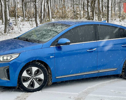 Синій Хендай Ioniq, об'ємом двигуна 0 л та пробігом 82 тис. км за 13999 $, фото 1 на Automoto.ua