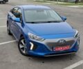 Синий Хендай Ioniq, объемом двигателя 0 л и пробегом 107 тыс. км за 11999 $, фото 2 на Automoto.ua