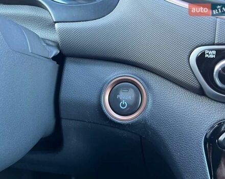 Синій Хендай Ioniq, об'ємом двигуна 0 л та пробігом 151 тис. км за 11490 $, фото 24 на Automoto.ua