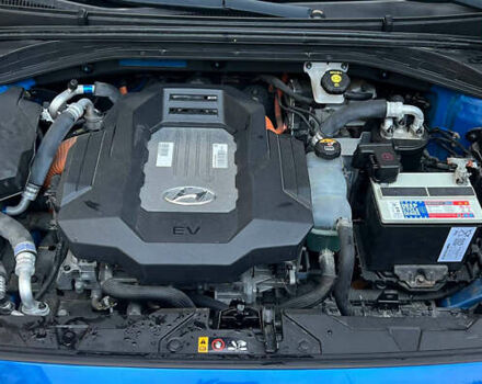 Синий Хендай Ioniq, объемом двигателя 0 л и пробегом 107 тыс. км за 12999 $, фото 18 на Automoto.ua