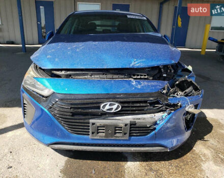 Синий Хендай Ioniq, объемом двигателя 1.58 л и пробегом 164 тыс. км за 8300 $, фото 7 на Automoto.ua