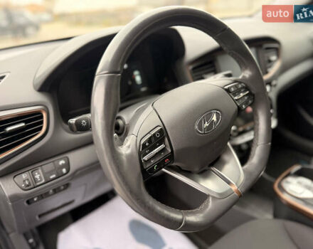 Синій Хендай Ioniq, об'ємом двигуна 0 л та пробігом 135 тис. км за 11500 $, фото 10 на Automoto.ua