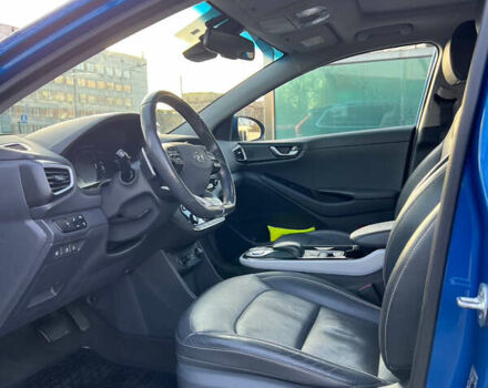 Синий Хендай Ioniq, объемом двигателя 0 л и пробегом 107 тыс. км за 12999 $, фото 13 на Automoto.ua