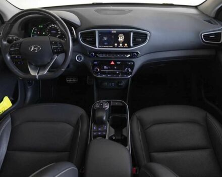 Синій Хендай Ioniq, об'ємом двигуна 0 л та пробігом 32 тис. км за 13500 $, фото 8 на Automoto.ua