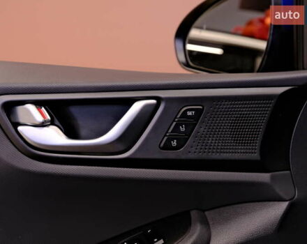 Синий Хендай Ioniq, объемом двигателя 1.58 л и пробегом 93 тыс. км за 11900 $, фото 19 на Automoto.ua