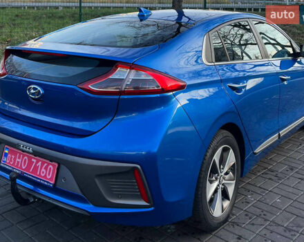 Синий Хендай Ioniq, объемом двигателя 0 л и пробегом 107 тыс. км за 12999 $, фото 4 на Automoto.ua