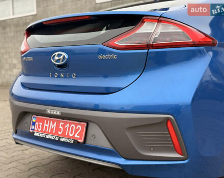 Синій Хендай Ioniq, об'ємом двигуна 0 л та пробігом 135 тис. км за 11500 $, фото 31 на Automoto.ua