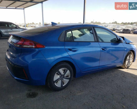 Синий Хендай Ioniq, объемом двигателя 1.58 л и пробегом 164 тыс. км за 8300 $, фото 11 на Automoto.ua