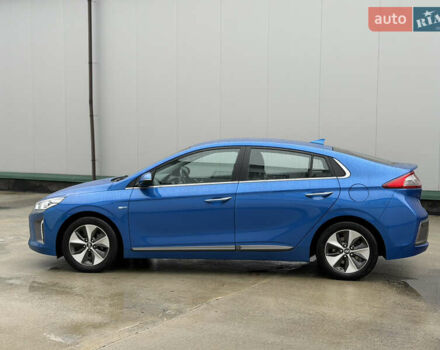 Синий Хендай Ioniq, объемом двигателя 0 л и пробегом 89 тыс. км за 12700 $, фото 7 на Automoto.ua