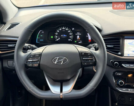 Синій Хендай Ioniq, об'ємом двигуна 0 л та пробігом 96 тис. км за 11000 $, фото 20 на Automoto.ua