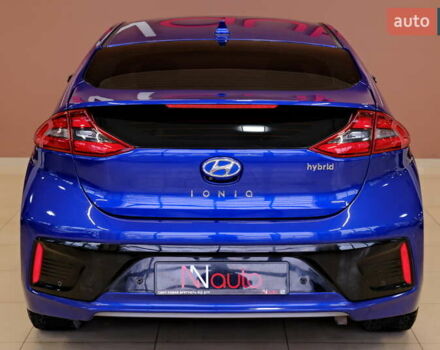 Синий Хендай Ioniq, объемом двигателя 1.58 л и пробегом 93 тыс. км за 11900 $, фото 12 на Automoto.ua