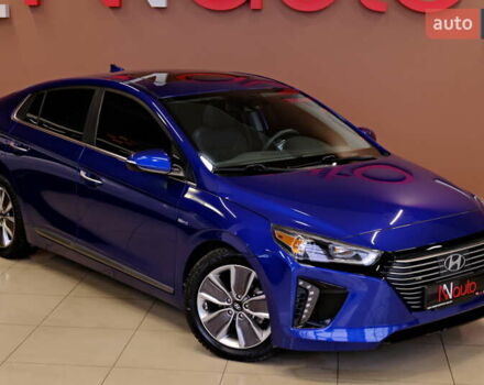 Синий Хендай Ioniq, объемом двигателя 1.58 л и пробегом 93 тыс. км за 11900 $, фото 4 на Automoto.ua
