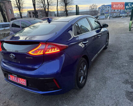 Синий Хендай Ioniq, объемом двигателя 0 л и пробегом 45 тыс. км за 13300 $, фото 14 на Automoto.ua