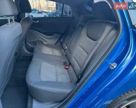 Синій Хендай Ioniq, об'ємом двигуна 0 л та пробігом 151 тис. км за 11490 $, фото 12 на Automoto.ua