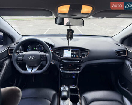 Синій Хендай Ioniq, об'ємом двигуна 0 л та пробігом 96 тис. км за 11000 $, фото 26 на Automoto.ua