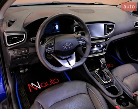 Синий Хендай Ioniq, объемом двигателя 1.58 л и пробегом 93 тыс. км за 11900 $, фото 30 на Automoto.ua
