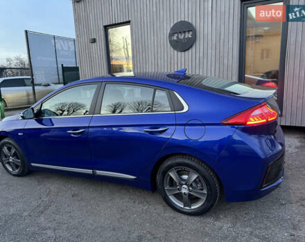 Синий Хендай Ioniq, объемом двигателя 0 л и пробегом 45 тыс. км за 13300 $, фото 7 на Automoto.ua