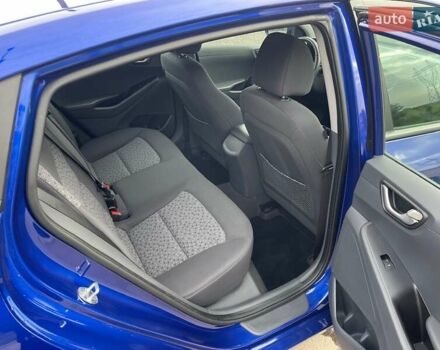 Синий Хендай Ioniq, объемом двигателя 0 л и пробегом 158 тыс. км за 12300 $, фото 25 на Automoto.ua
