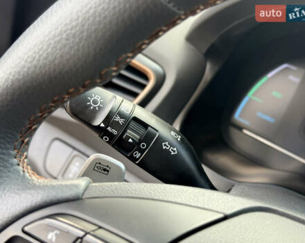 Синій Хендай Ioniq, об'ємом двигуна 0 л та пробігом 96 тис. км за 11000 $, фото 33 на Automoto.ua