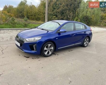 Синий Хендай Ioniq, объемом двигателя 0 л и пробегом 158 тыс. км за 12300 $, фото 10 на Automoto.ua