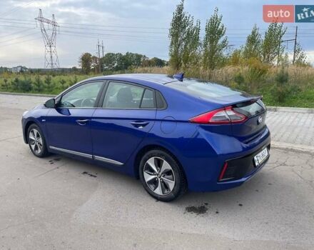 Синий Хендай Ioniq, объемом двигателя 0 л и пробегом 158 тыс. км за 12300 $, фото 12 на Automoto.ua