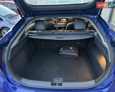 Синий Хендай Ioniq, объемом двигателя 0 л и пробегом 45 тыс. км за 13300 $, фото 25 на Automoto.ua
