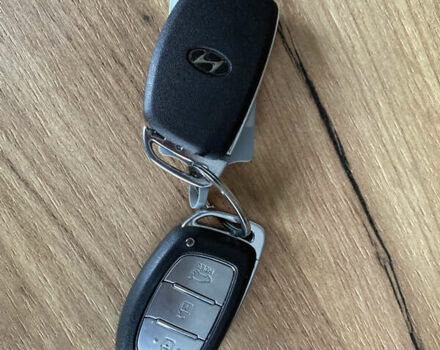 Синій Хендай Ioniq, об'ємом двигуна 0 л та пробігом 159 тис. км за 12800 $, фото 57 на Automoto.ua