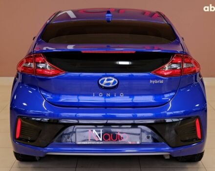 Синий Хендай Ioniq, объемом двигателя 1.6 л и пробегом 93 тыс. км за 11900 $, фото 5 на Automoto.ua