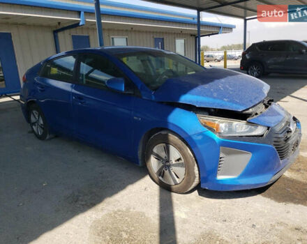 Синий Хендай Ioniq, объемом двигателя 1.58 л и пробегом 164 тыс. км за 8300 $, фото 1 на Automoto.ua