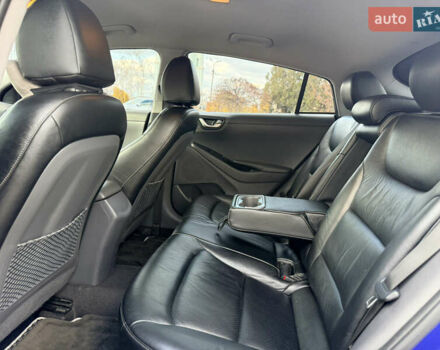 Синій Хендай Ioniq, об'ємом двигуна 0 л та пробігом 96 тис. км за 11000 $, фото 21 на Automoto.ua