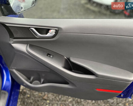 Синій Хендай Ioniq, об'ємом двигуна 0 л та пробігом 159 тис. км за 12800 $, фото 52 на Automoto.ua